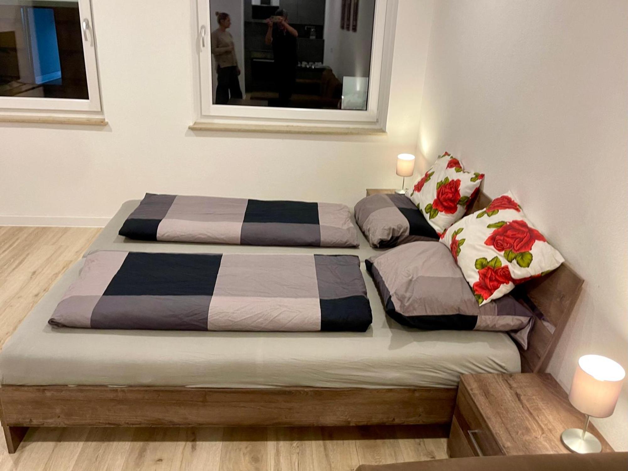 Neu Grosse Einzimmerwohnung Im Zentrum Goldstadt Pforzheim Schloessle Exterior photo